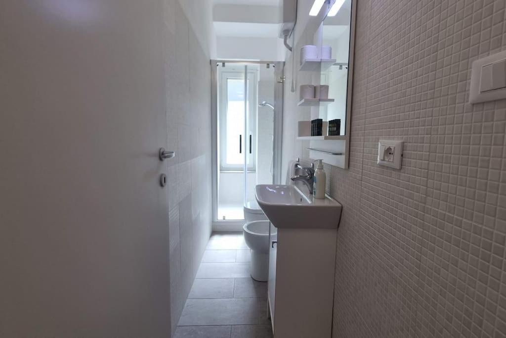 La Casa Degli Artisti Appartement Triëst Buitenkant foto